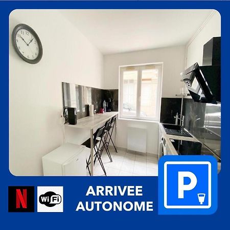 Apartament 023 Chic & Cosy F1 23M2 Hypercentre Wifi Smart Tv Netflix Saint-Etienne  Zewnętrze zdjęcie